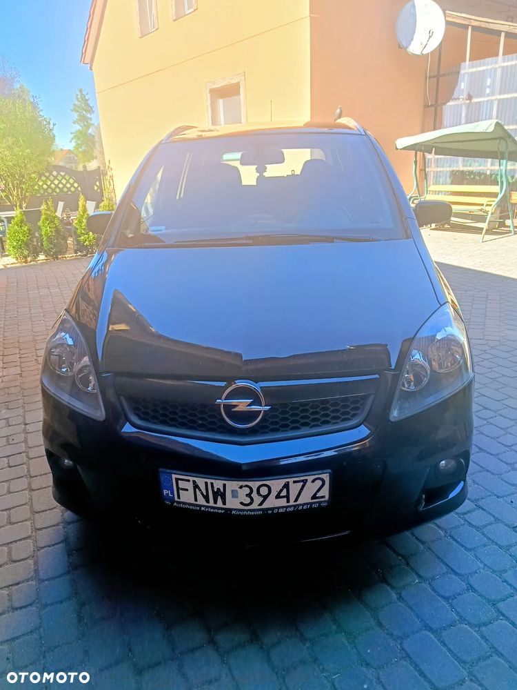 Opel Zafira 1.9 CDTI Sport - 1