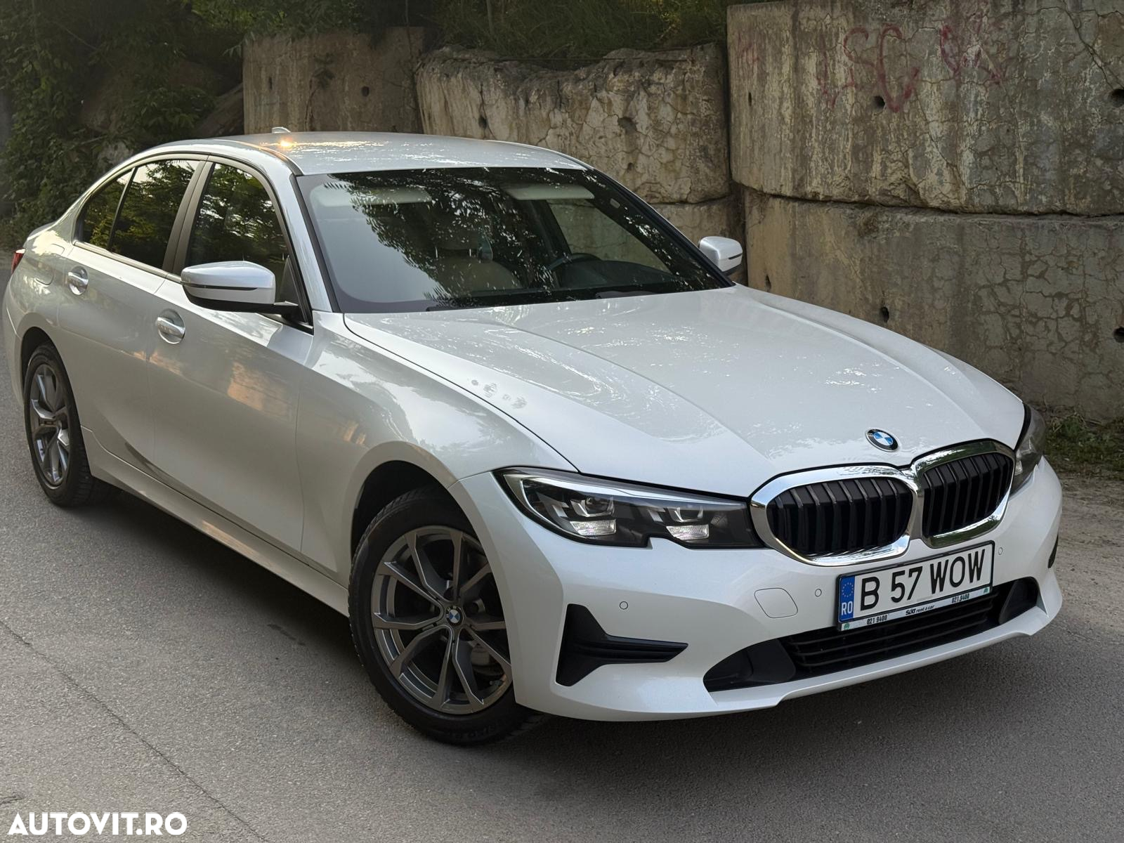 BMW Seria 3 318d Aut. Luxury Line - 2