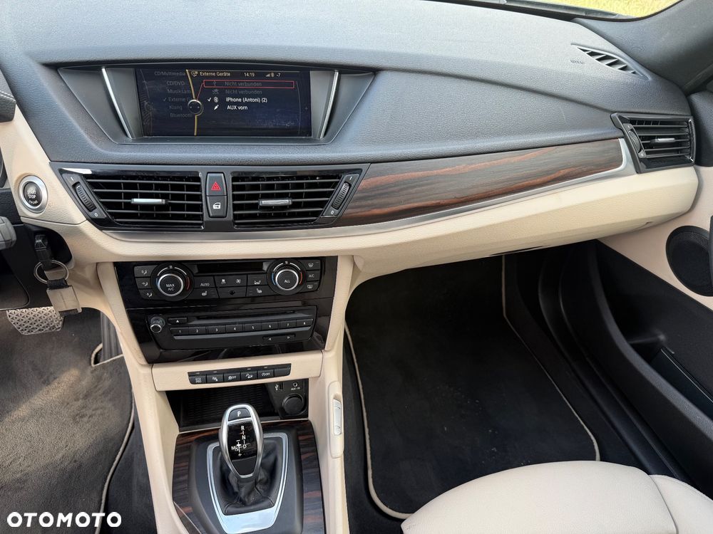 BMW X1 xDrive20i xLine - 27