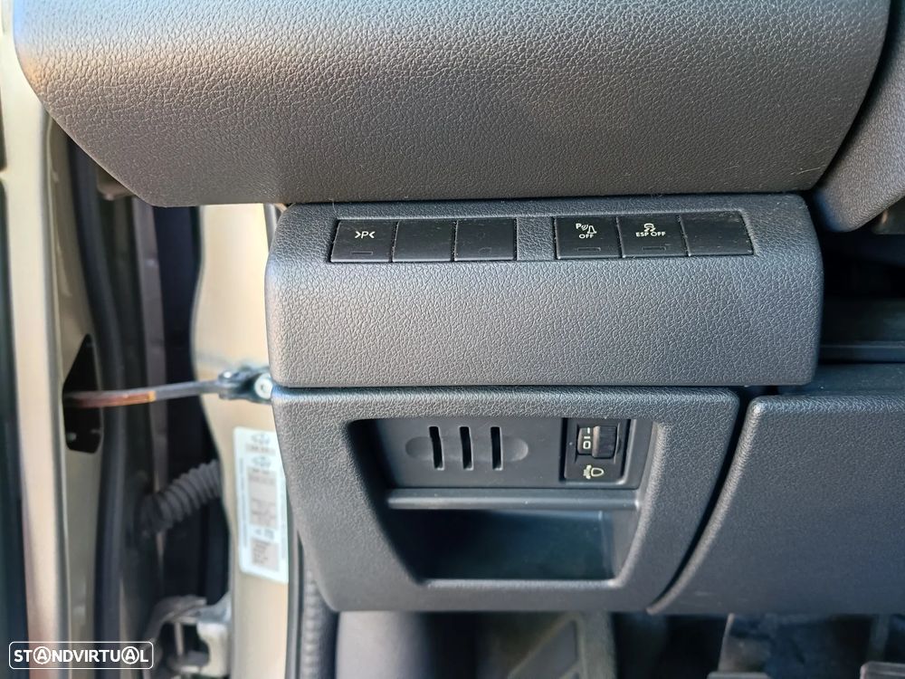 Peugeot 5008 1.6 HDi 7L Allure - 16
