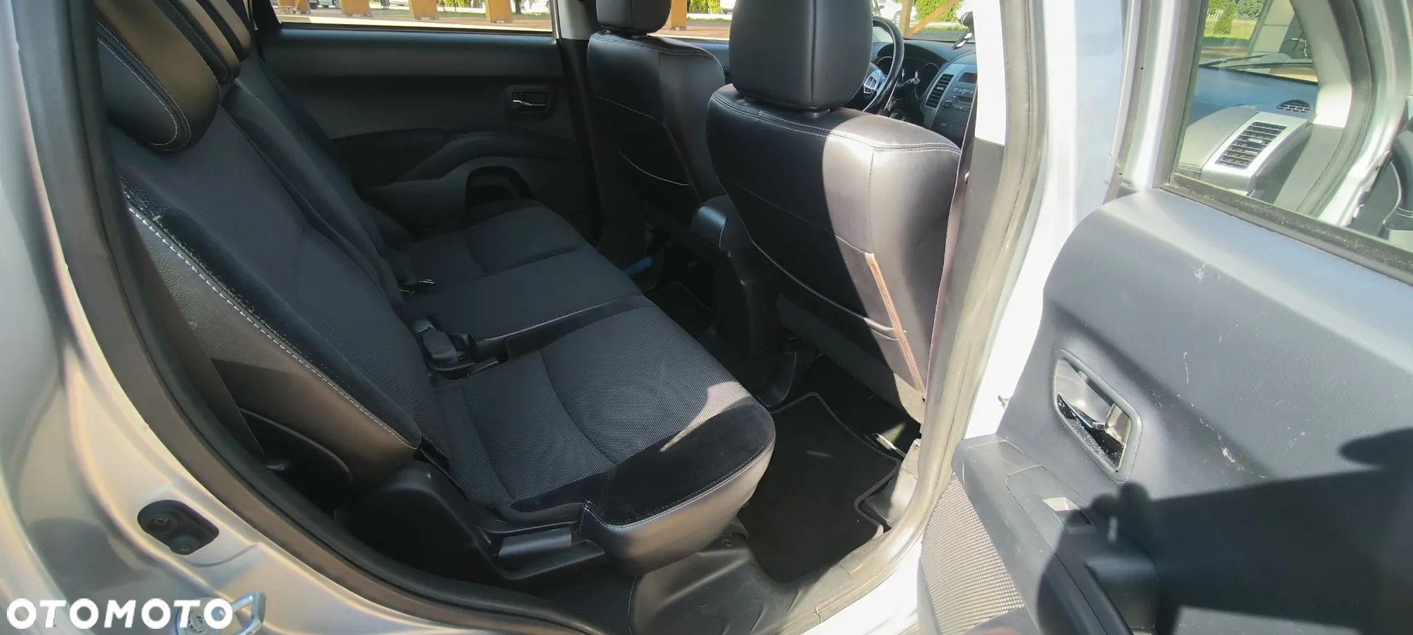 Citroën C-Crosser 2.2 HDi Exclusive DCS - 21