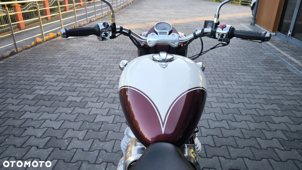 Royal Enfield Classic - 21