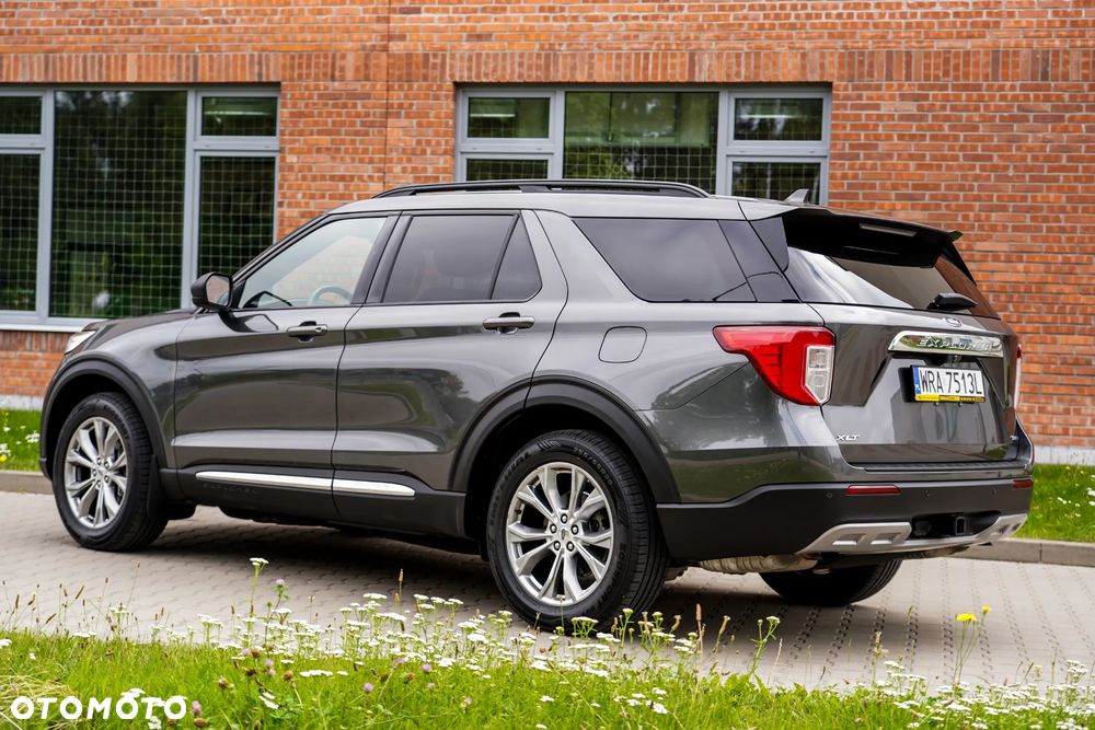 Ford Explorer - 5
