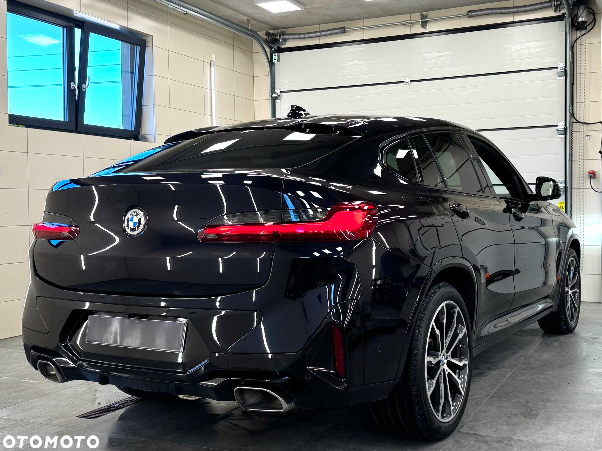 BMW X4 - 11