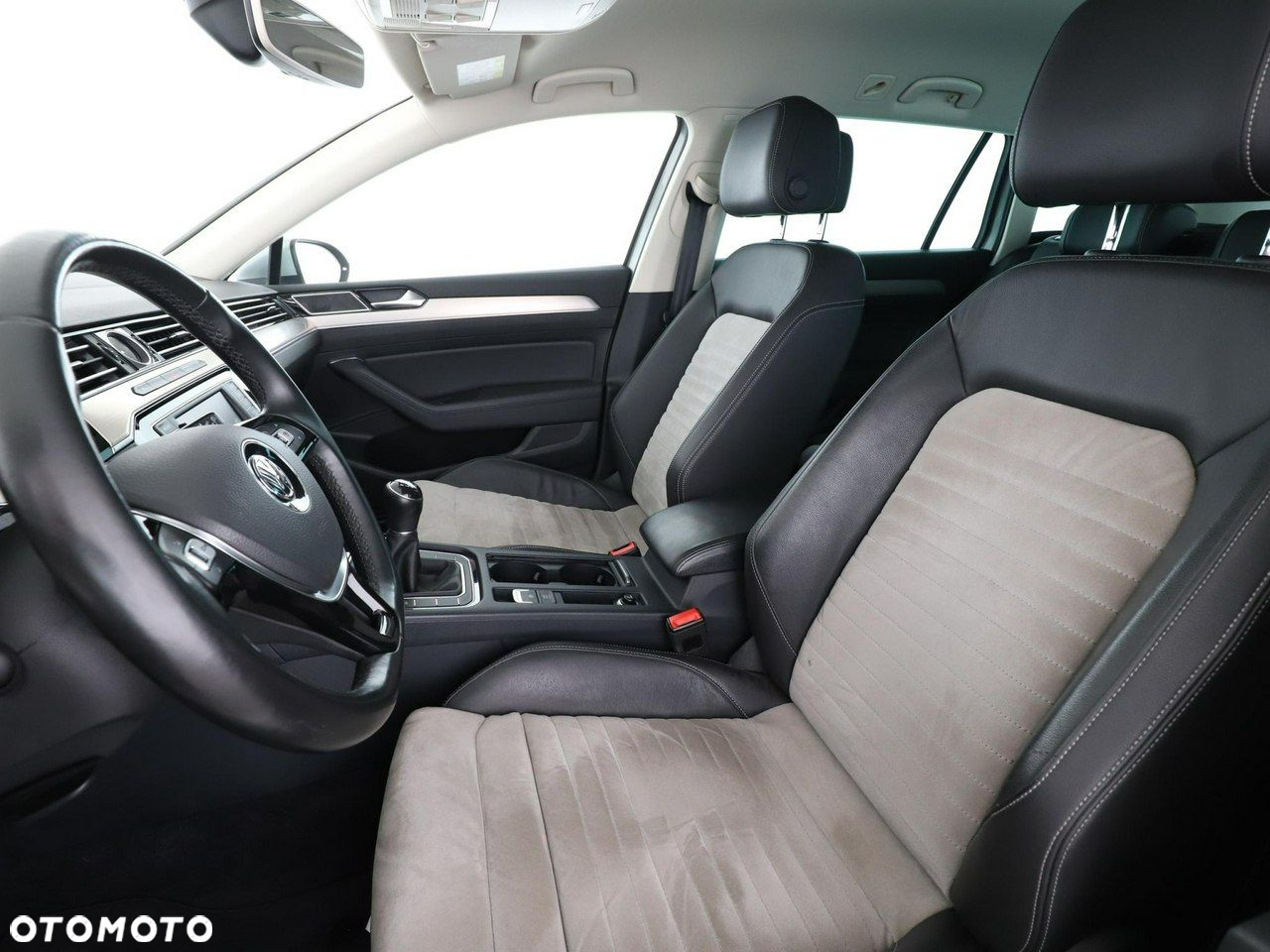 Volkswagen Passat Variant 1.4 TSI ACT (BlueMotion Technology) Highline - 13