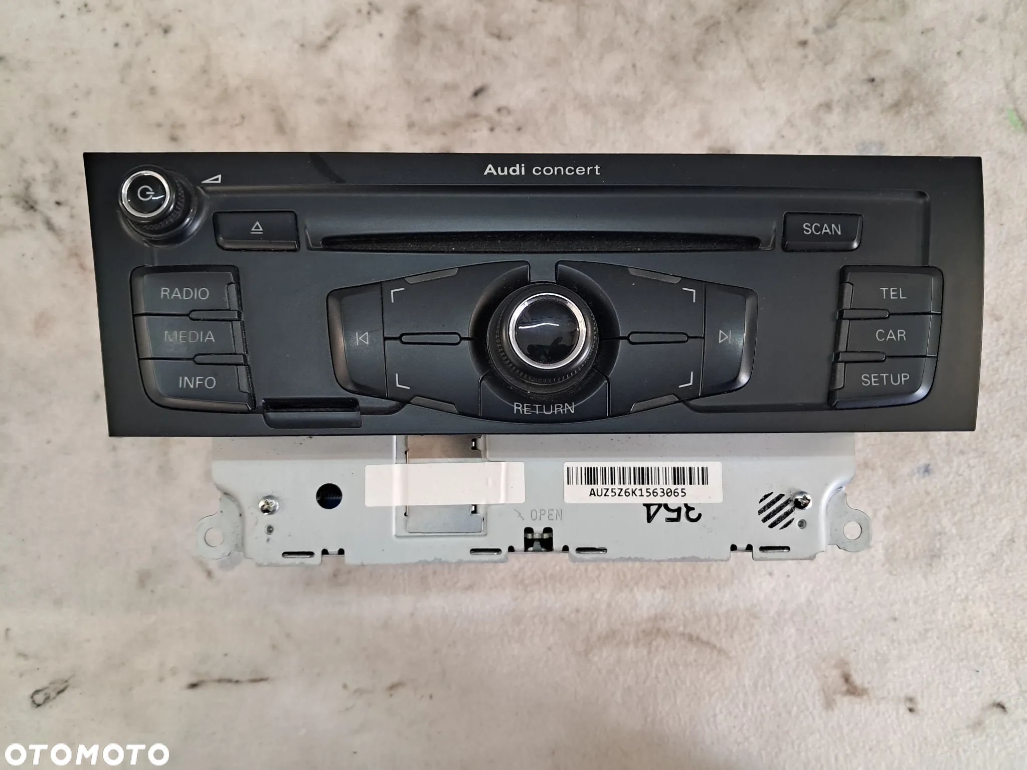 Radio CD SD Audi Concert A4 B8 A5 Q5 Europa 8T1035186P - 1