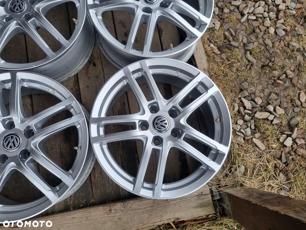 VW TIGUAN,PASSAT, AUDI A4,SKODA KAROQ,SEAT TARRACO 7X17 ET40 5X112 bdb stan - 3