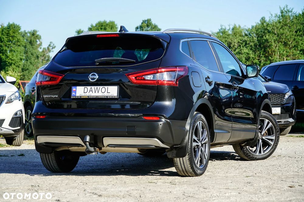 Nissan Qashqai 1.3 DIG-T AKARI - 17