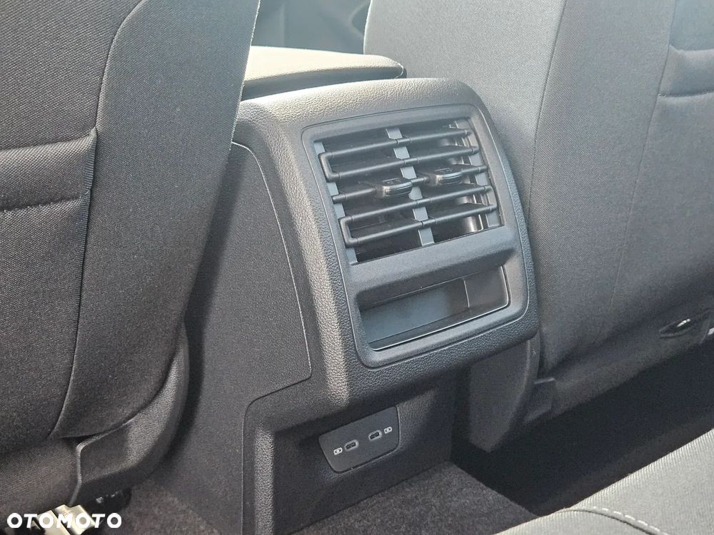 Volkswagen Golf 1.5 TSI Life Plus - 12