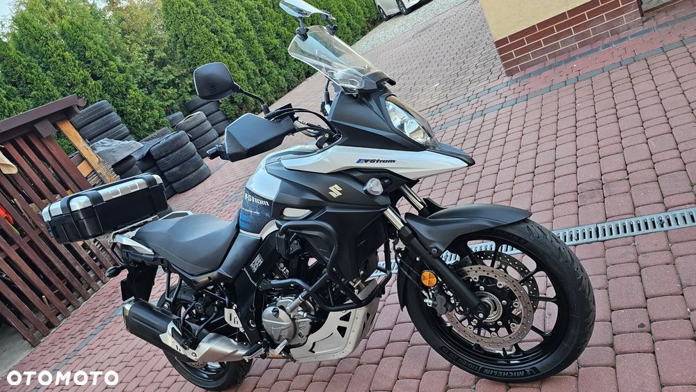 Suzuki V-STROM - 4