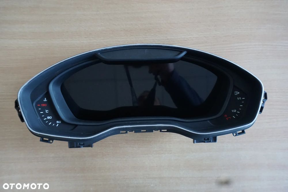 Audi A5F5 A4B9 licznik zagary Virtual Cockpit - 1
