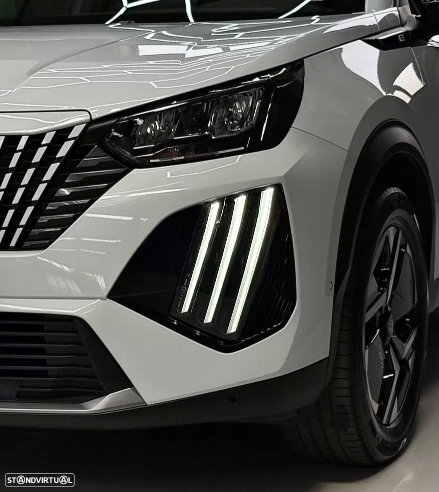 Peugeot e-2008 54 kWh Allure - 14