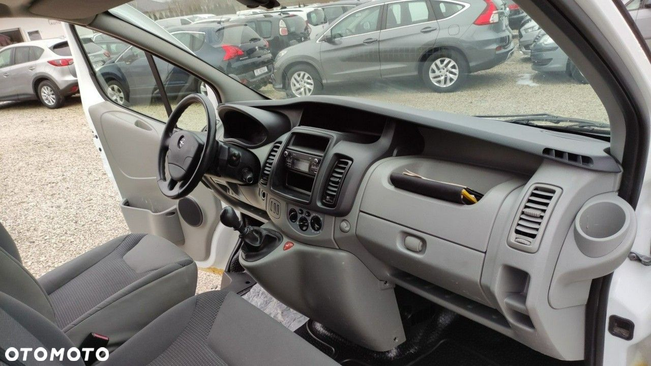 Opel Vivaro - 20