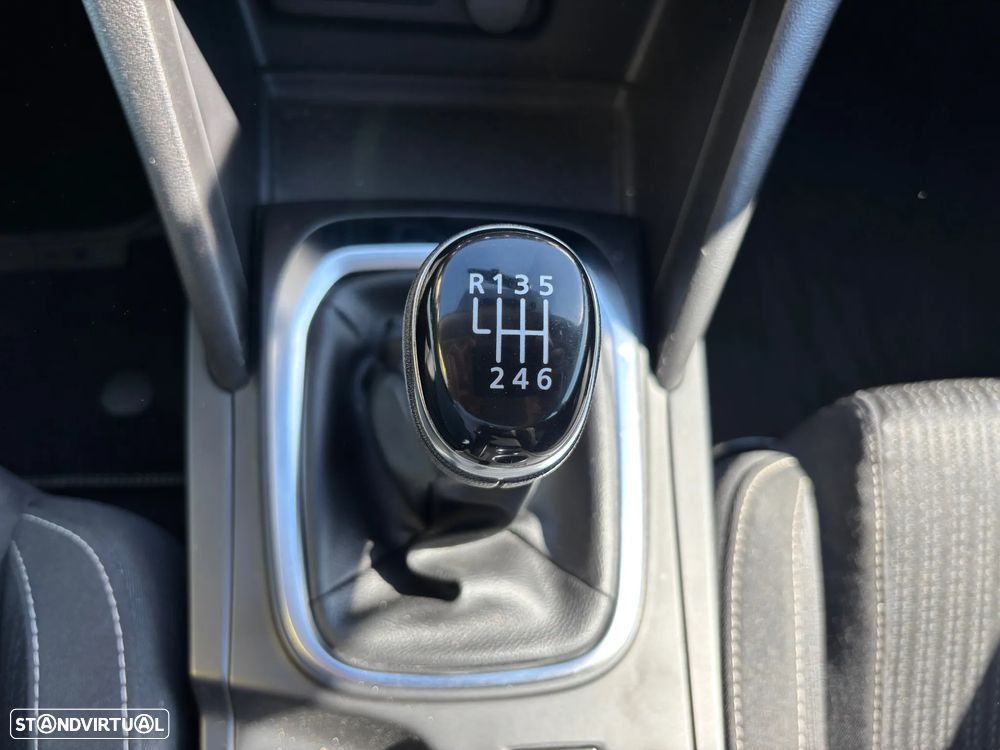 Renault Mégane Sport Tourer 1.5 dCi Confort SS - 19