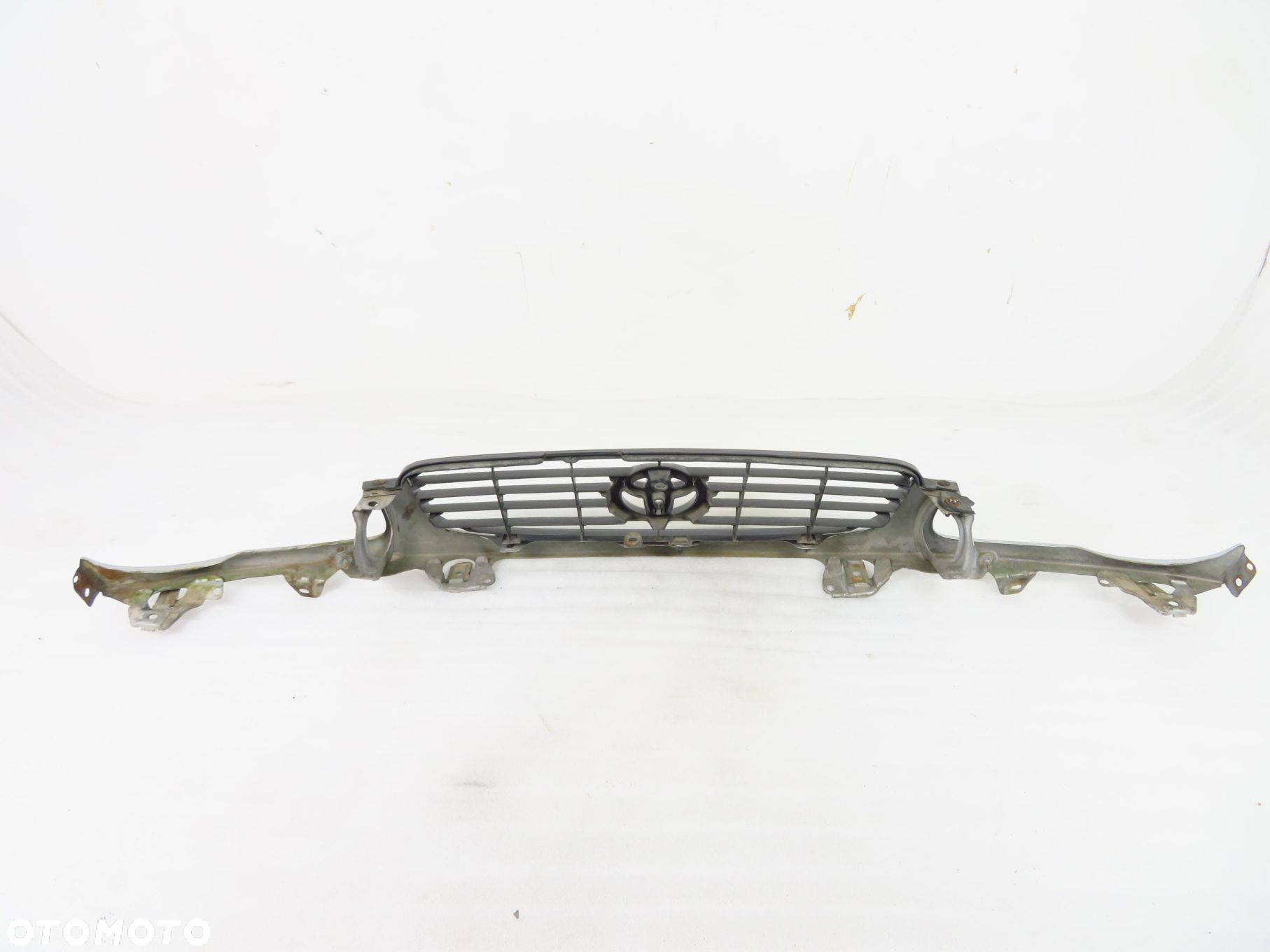 ATRAPA NOSEK GRILL TOYOTA COROLLA VIII E11 199 - 4