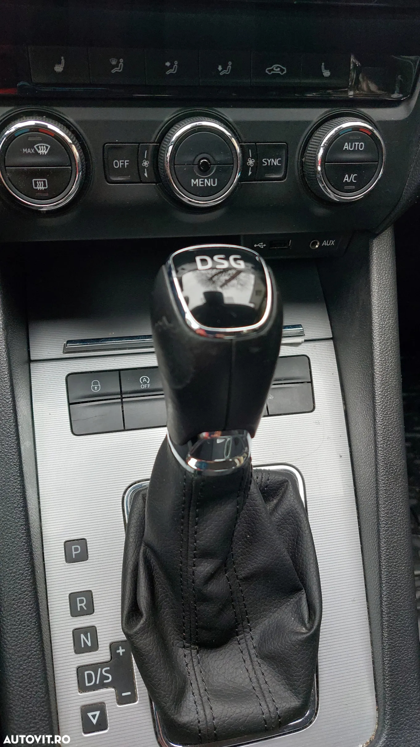 Skoda Octavia 2.0 TDI AMBITION DSG - 9