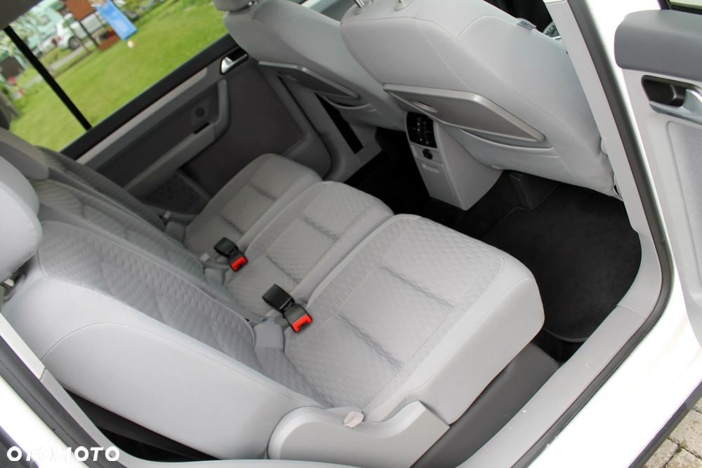 Volkswagen Touran 1.4 TSI DSG Comfortline - 13