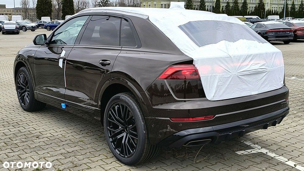 Audi Q8 - 6