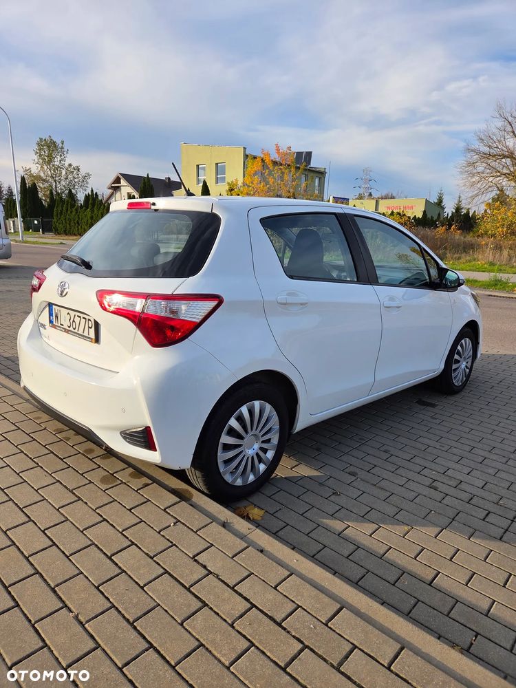 Toyota Yaris 1.5 Active - 9