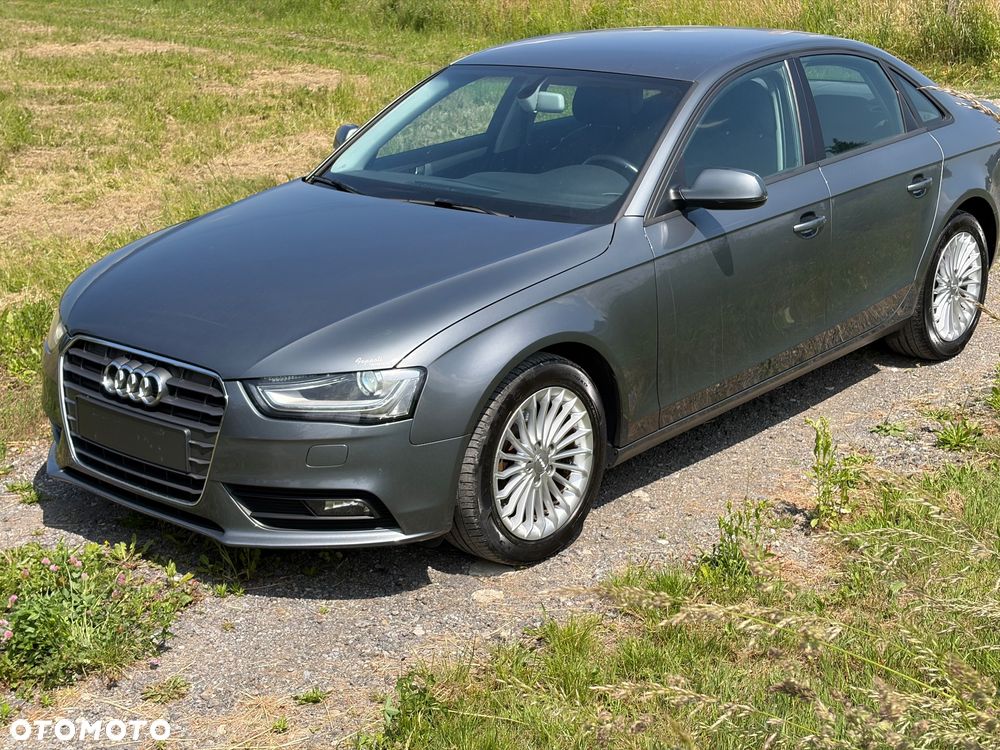 Audi A4 Limousine 2.0 TDI DPF multitronic Ambition - 8