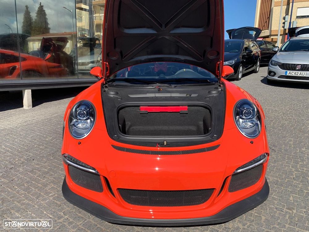 Porsche 911 Série F - 5