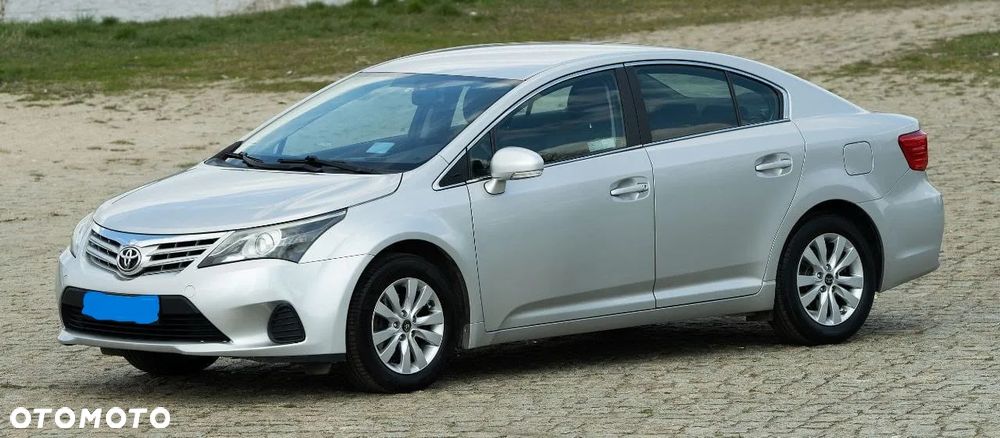 Toyota Avensis 1.8 Luna - 5