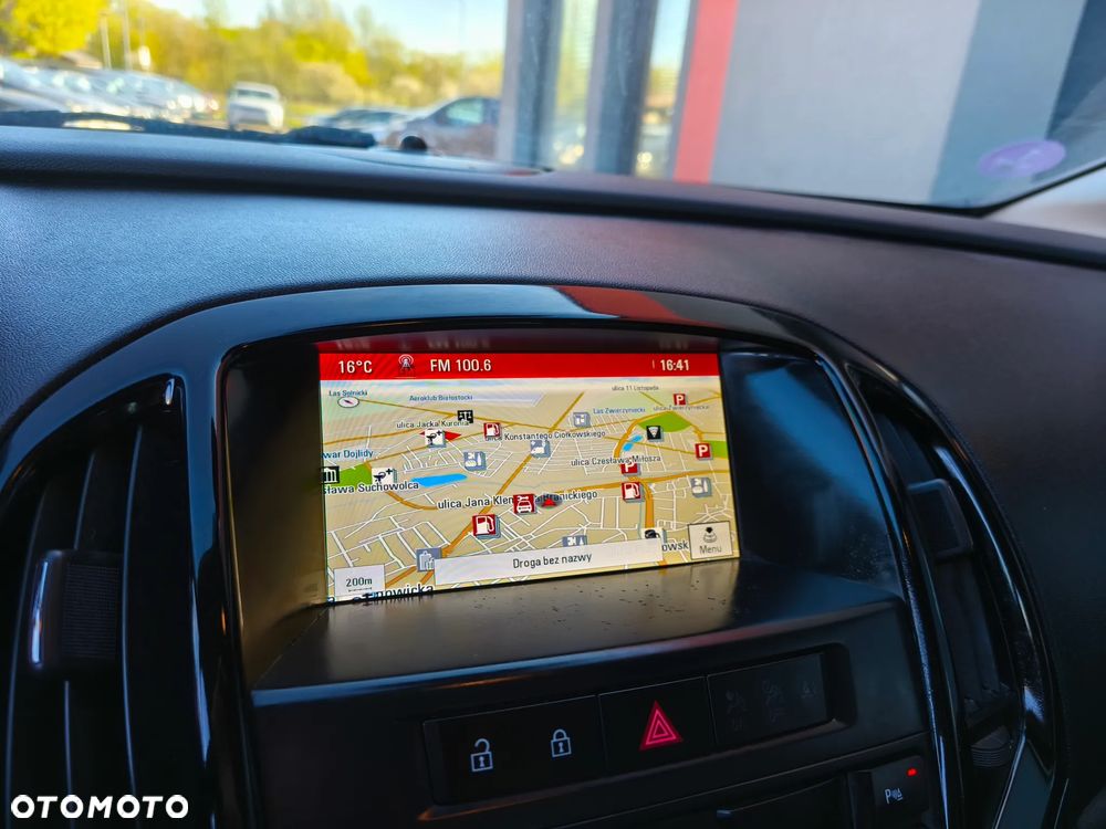 Opel Astra 1.4 T Cosmo EU6 - 14
