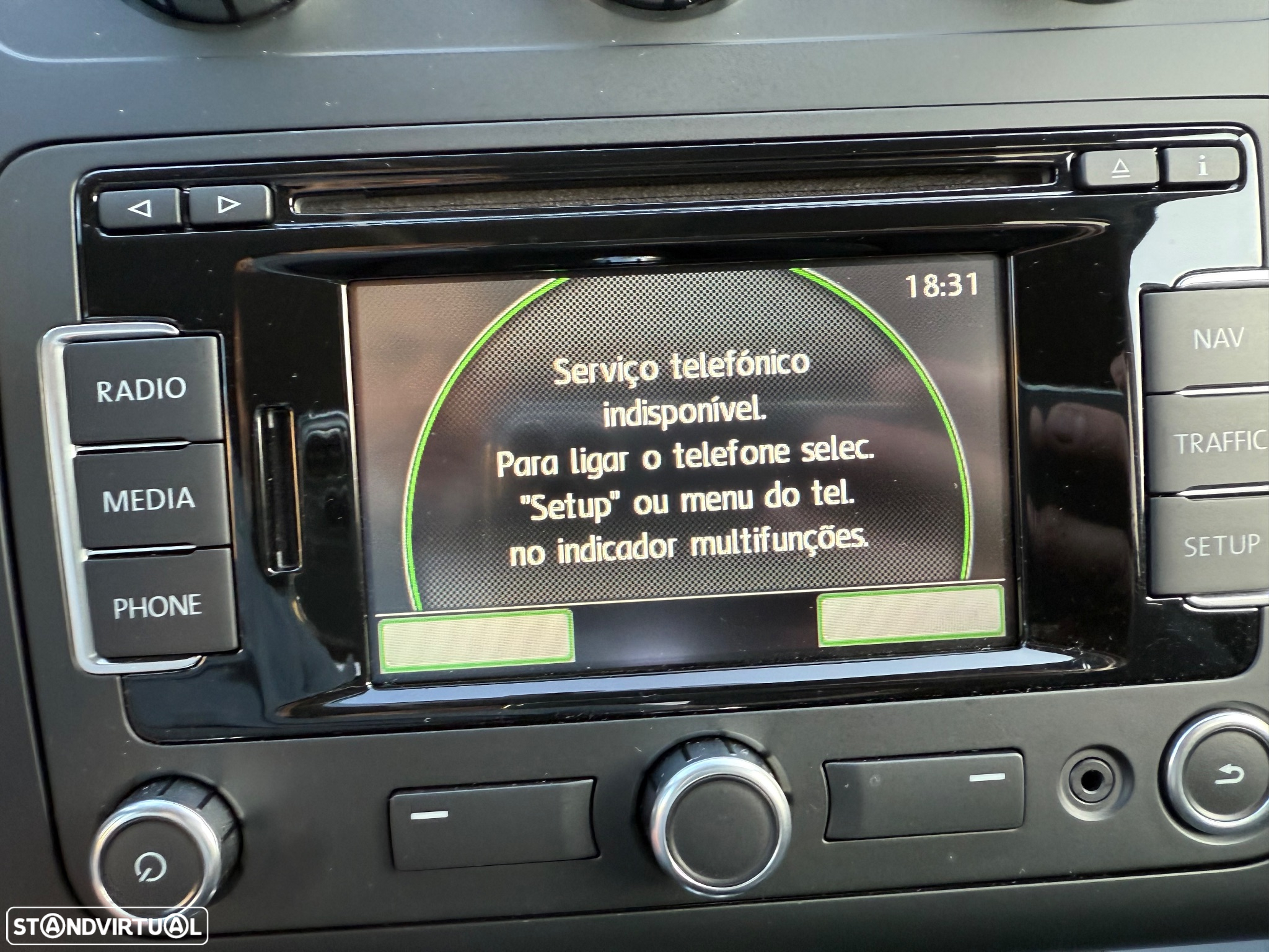 VW Touran 1.6 TDI DPF BlueMotion DSG Comfortline - 32