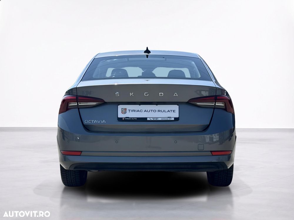 Skoda Octavia 2.0 TDI DSG Ambition - 5