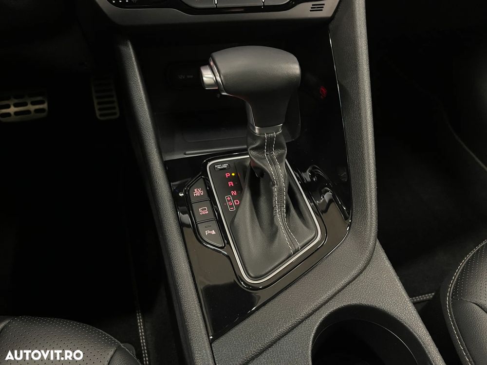 Kia Niro 1.6 GDI PHEV 2WD OPF Aut. Spirit - 20