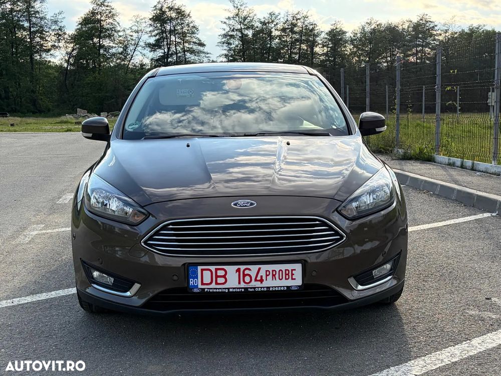 Ford Focus 1.5 EcoBoost Start-Stopp-System TITANIUM - 4