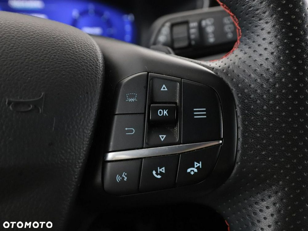 Ford Kuga 2.0 EcoBlue 4x4 ST-LINE X - 32