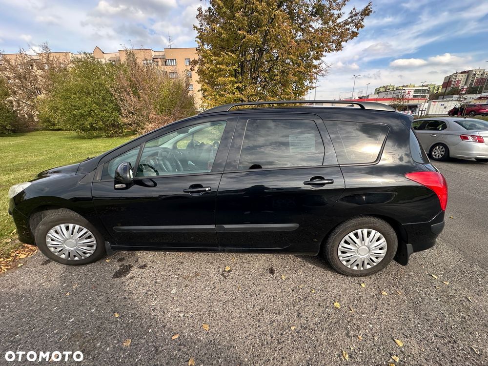Peugeot 308 2010 photo 5