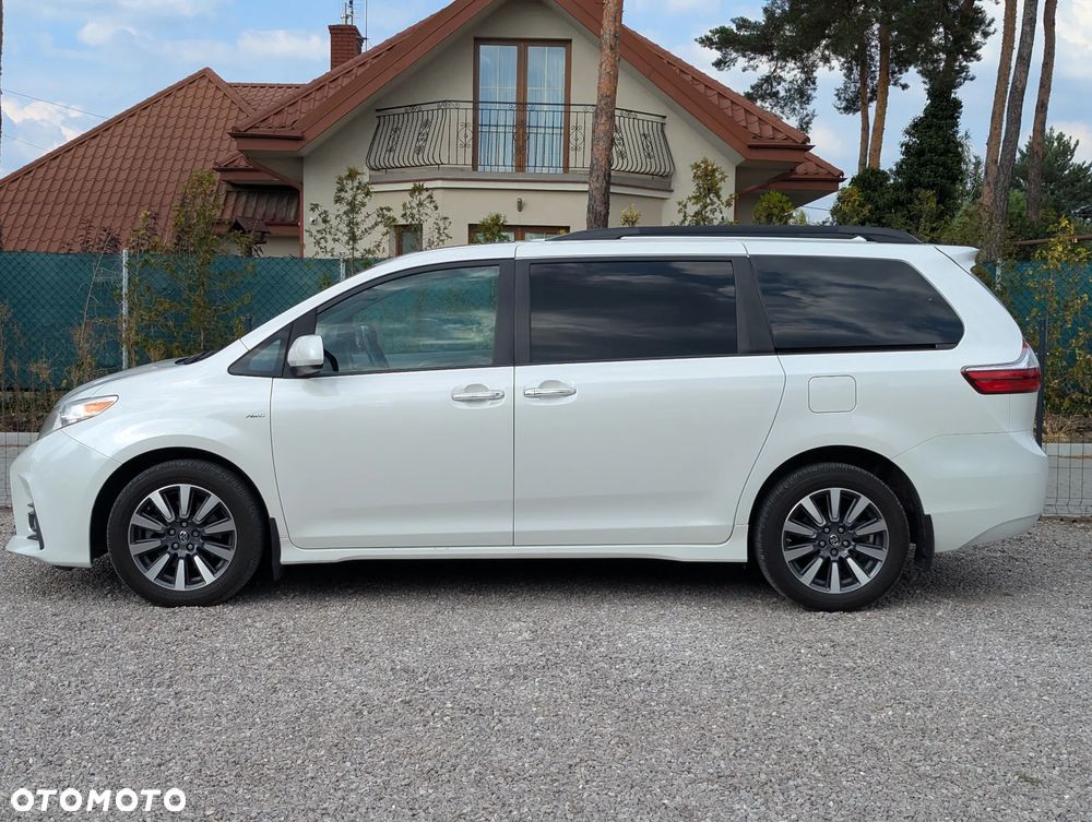 Toyota Sienna 3.5 V6 XLE AWD - 4