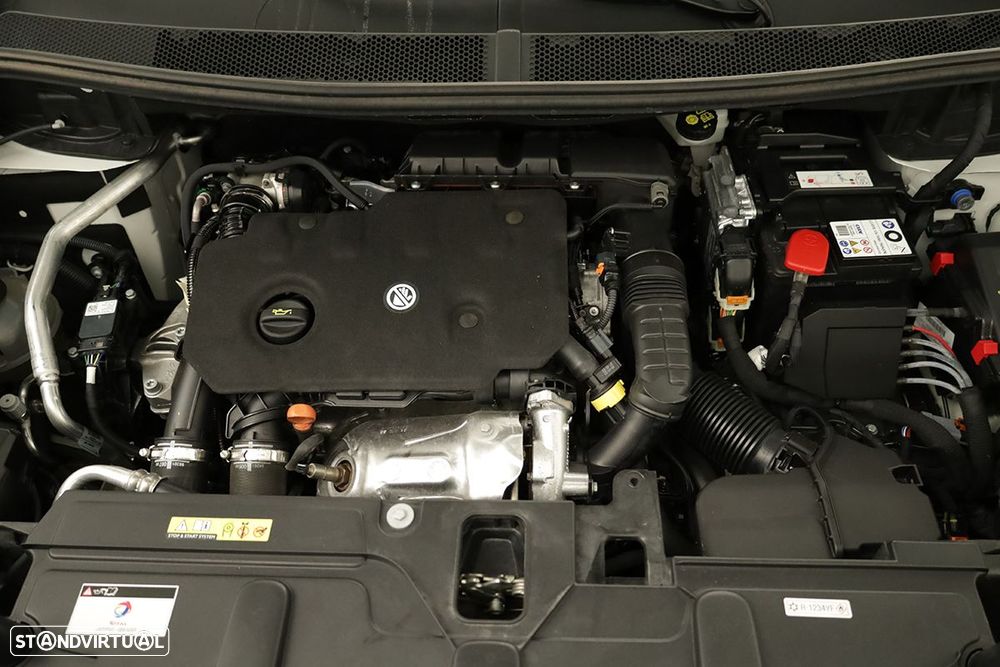 Peugeot 3008 1.5 BlueHDi Allure Pack EAT8 - 26