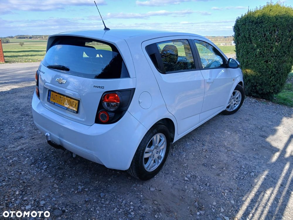 Chevrolet Aveo 1.4 16V LT - 6