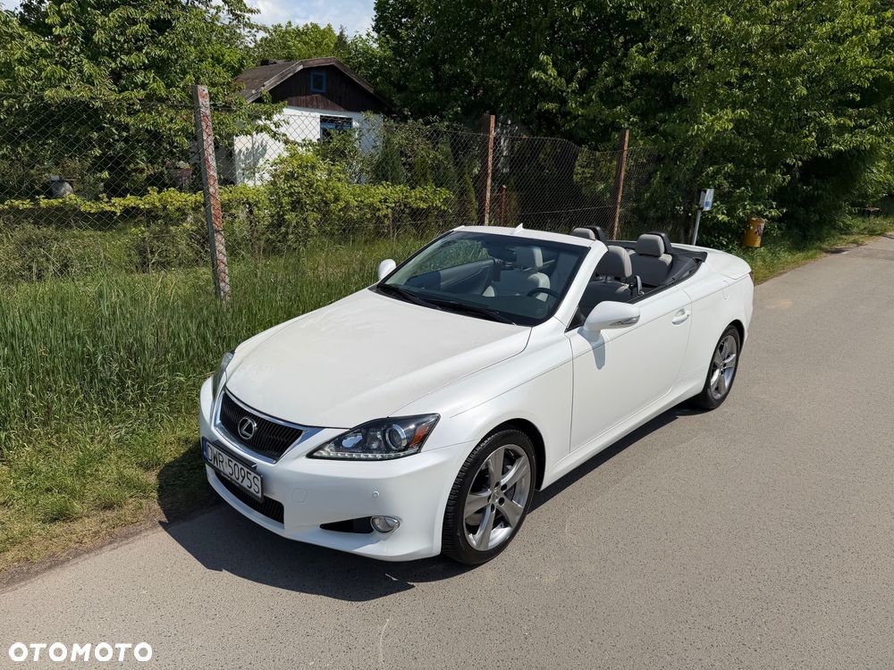 Lexus IS - 4