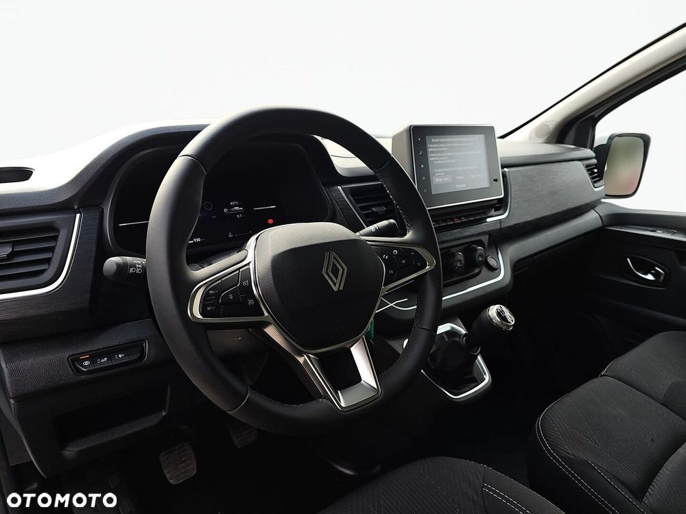 Renault Trafic - 16