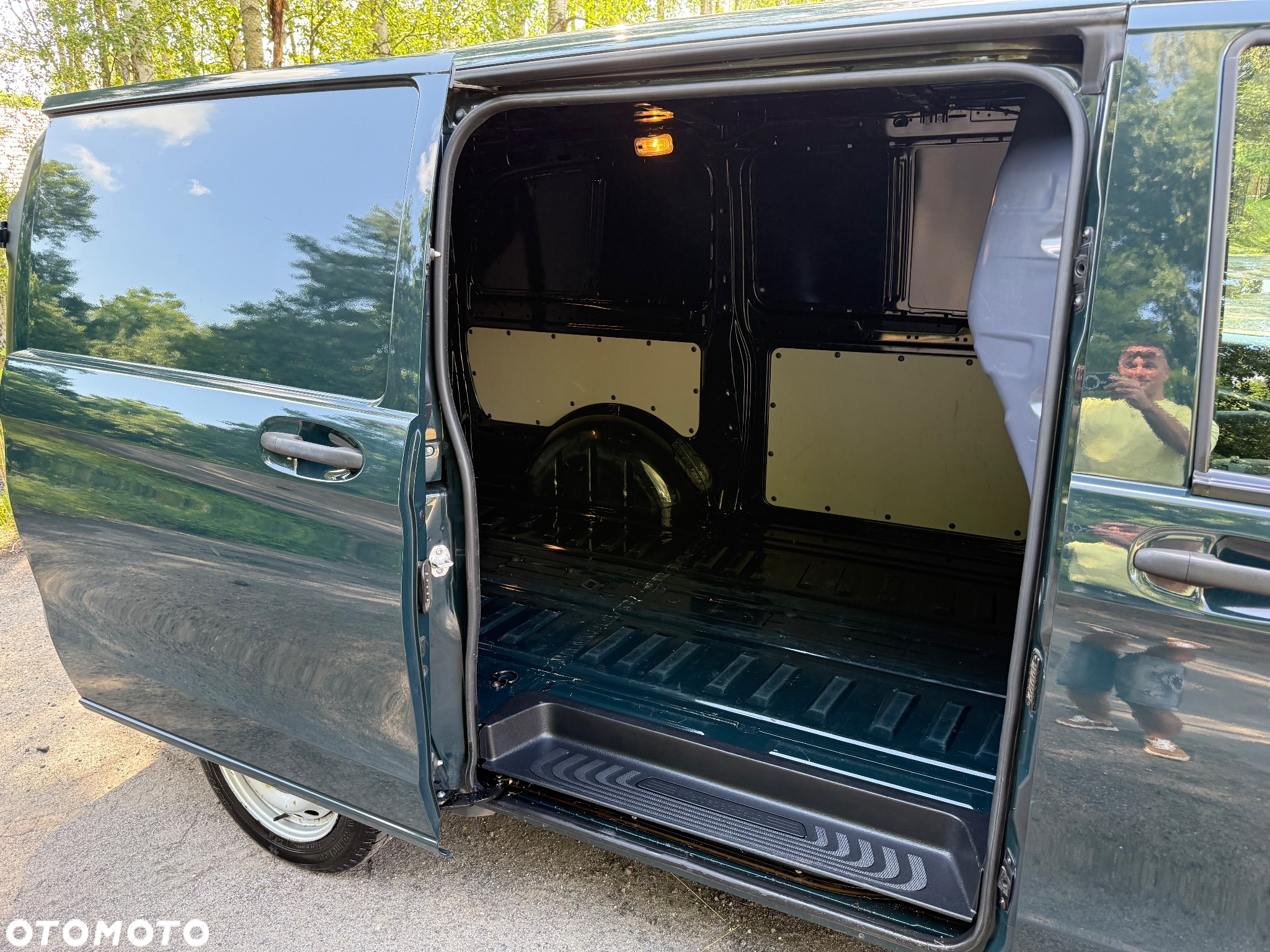 Mercedes-Benz Vito - 25