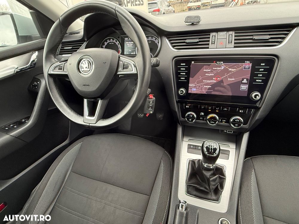 Skoda Octavia 1.6 TDI Ambition - 17