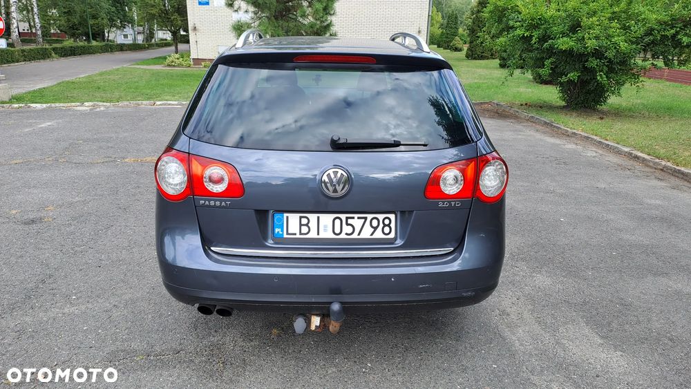 Volkswagen Passat 2.0 TDI Comfortline - 6