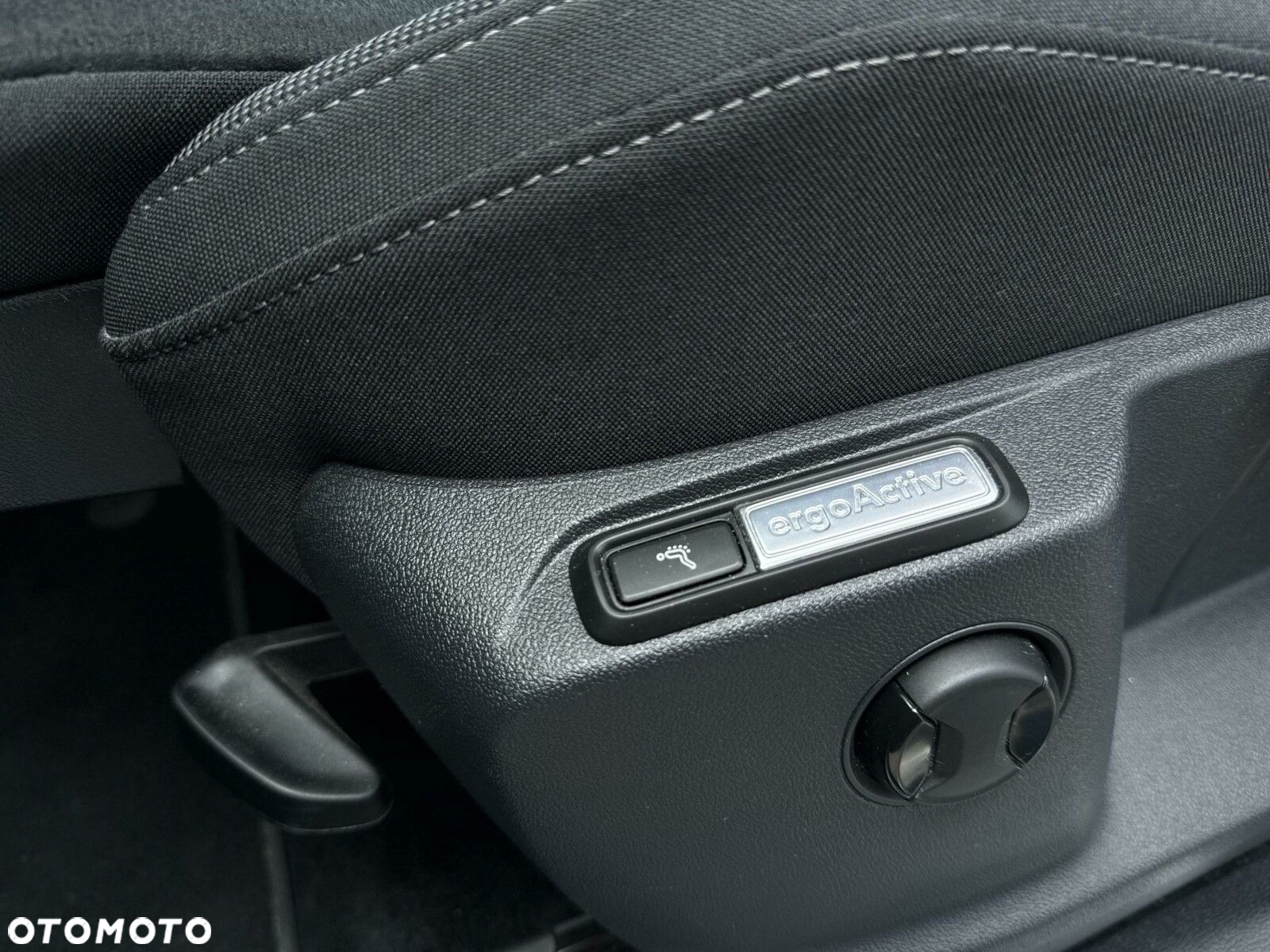 Volkswagen Tiguan - 33