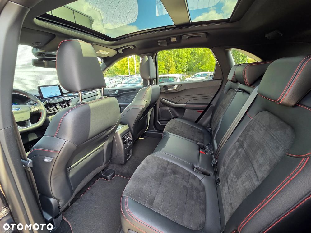 Ford Kuga 2.5P PHEV FWD ST-Line X - 36