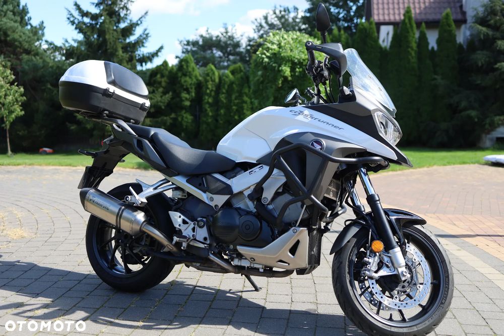 Honda VFR - 4