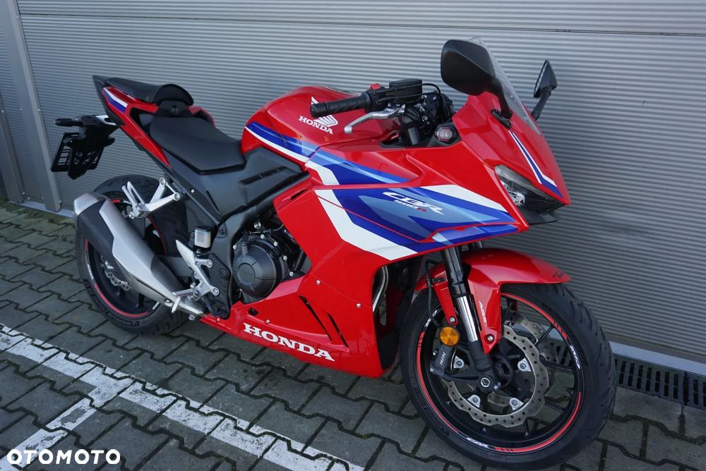Honda CBR - 1