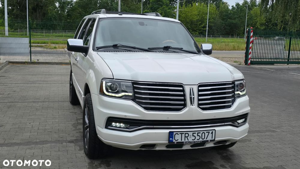 Lincoln Navigator - 3