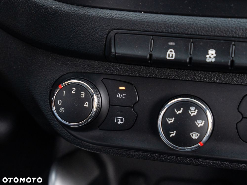 Kia Ceed 1.6 GDI Spirit - 38