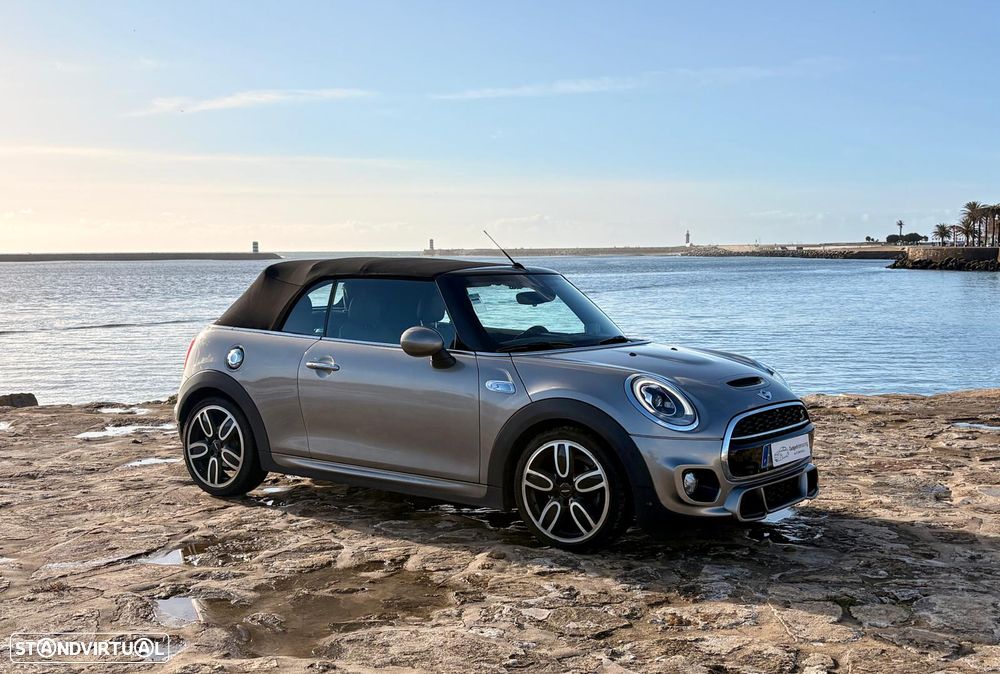 MINI Cabrio Cooper SD Auto Desportiva - 12