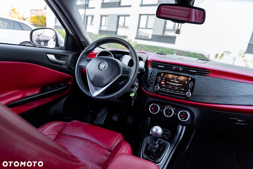 Alfa Romeo Giulietta 1.6 JTDM Sport - 25