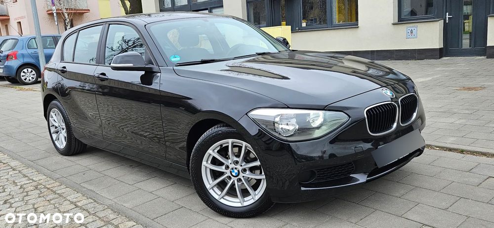 BMW Seria 1 116i - 22